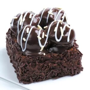 SİYAH KARE PROFİTEROL